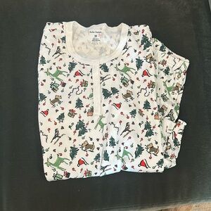 Roller Rabbi Xmas PJ’s EUC size medium